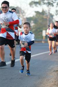 BIB: 792
                            <button type="button" onclick="openModal(6448700)" class="btn btn-primary btn-sm float-right btn-popup" data-toggle="modal" data-target=".modal-high-quality">
                        <i class="fas fa-shopping-cart"></i> Add to Cart
                    </button>
                                            <button type="button" onclick="isThisMe(6448700, true)" class="btn btn-success btn-sm float-right btn-popup btn-isme hidden" data-toggle="tooltip" data-placement="bottom" title="นี่คือรูปของคุณใช่ไหม คลิกที่นี่เพื่อเอาเข้าอัลบั้ม">
                        <i class="fas fa-plus"></i> Add to album
                    </button>
                    <button type="button" onclick="isThisMe(6448700, false)" class="btn btn-warning btn-sm float-right btn-popup btn-isnotme hidden">
                        <i class="fas fa-ban"></i> Remove from album
                    </button>