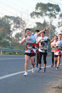 BIB: 3862, 7751, 2974
                            <button type="button" onclick="openModal(6447534)" class="btn btn-primary btn-sm float-right btn-popup" data-toggle="modal" data-target=".modal-high-quality">
                        <i class="fas fa-shopping-cart"></i> Add to Cart
                    </button>
                                            <button type="button" onclick="isThisMe(6447534, true)" class="btn btn-success btn-sm float-right btn-popup btn-isme hidden" data-toggle="tooltip" data-placement="bottom" title="นี่คือรูปของคุณใช่ไหม คลิกที่นี่เพื่อเอาเข้าอัลบั้ม">
                        <i class="fas fa-plus"></i> Add to album
                    </button>
                    <button type="button" onclick="isThisMe(6447534, false)" class="btn btn-warning btn-sm float-right btn-popup btn-isnotme hidden">
                        <i class="fas fa-ban"></i> Remove from album
                    </button>