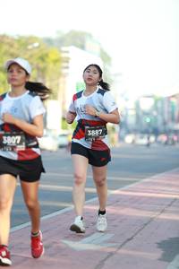 BIB: 3807, 3887
                            <button type="button" onclick="openModal(6452052)" class="btn btn-primary btn-sm float-right btn-popup" data-toggle="modal" data-target=".modal-high-quality">
                        <i class="fas fa-shopping-cart"></i> Add to Cart
                    </button>
                                            <button type="button" onclick="isThisMe(6452052, true)" class="btn btn-success btn-sm float-right btn-popup btn-isme hidden" data-toggle="tooltip" data-placement="bottom" title="นี่คือรูปของคุณใช่ไหม คลิกที่นี่เพื่อเอาเข้าอัลบั้ม">
                        <i class="fas fa-plus"></i> Add to album
                    </button>
                    <button type="button" onclick="isThisMe(6452052, false)" class="btn btn-warning btn-sm float-right btn-popup btn-isnotme hidden">
                        <i class="fas fa-ban"></i> Remove from album
                    </button>