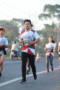 BIB: 16309
                            <button type="button" onclick="openModal(6448493)" class="btn btn-primary btn-sm float-right btn-popup" data-toggle="modal" data-target=".modal-high-quality">
                        <i class="fas fa-shopping-cart"></i> Add to Cart
                    </button>
                                            <button type="button" onclick="isThisMe(6448493, true)" class="btn btn-success btn-sm float-right btn-popup btn-isme hidden" data-toggle="tooltip" data-placement="bottom" title="นี่คือรูปของคุณใช่ไหม คลิกที่นี่เพื่อเอาเข้าอัลบั้ม">
                        <i class="fas fa-plus"></i> Add to album
                    </button>
                    <button type="button" onclick="isThisMe(6448493, false)" class="btn btn-warning btn-sm float-right btn-popup btn-isnotme hidden">
                        <i class="fas fa-ban"></i> Remove from album
                    </button>