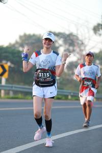 BIB: 3115, 3742
                            <button type="button" onclick="openModal(6446930)" class="btn btn-primary btn-sm float-right btn-popup" data-toggle="modal" data-target=".modal-high-quality">
                        <i class="fas fa-shopping-cart"></i> Add to Cart
                    </button>
                                            <button type="button" onclick="isThisMe(6446930, true)" class="btn btn-success btn-sm float-right btn-popup btn-isme hidden" data-toggle="tooltip" data-placement="bottom" title="นี่คือรูปของคุณใช่ไหม คลิกที่นี่เพื่อเอาเข้าอัลบั้ม">
                        <i class="fas fa-plus"></i> Add to album
                    </button>
                    <button type="button" onclick="isThisMe(6446930, false)" class="btn btn-warning btn-sm float-right btn-popup btn-isnotme hidden">
                        <i class="fas fa-ban"></i> Remove from album
                    </button>