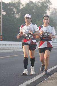 BIB: 3899, 3120
                            <button type="button" onclick="openModal(6380653)" class="btn btn-primary btn-sm float-right btn-popup" data-toggle="modal" data-target=".modal-high-quality">
                        <i class="fas fa-shopping-cart"></i> Add to Cart
                    </button>
                                            <button type="button" onclick="isThisMe(6380653, true)" class="btn btn-success btn-sm float-right btn-popup btn-isme hidden" data-toggle="tooltip" data-placement="bottom" title="นี่คือรูปของคุณใช่ไหม คลิกที่นี่เพื่อเอาเข้าอัลบั้ม">
                        <i class="fas fa-plus"></i> Add to album
                    </button>
                    <button type="button" onclick="isThisMe(6380653, false)" class="btn btn-warning btn-sm float-right btn-popup btn-isnotme hidden">
                        <i class="fas fa-ban"></i> Remove from album
                    </button>