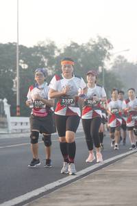 BIB: 3095, 3107, 310
                            <button type="button" onclick="openModal(6379369)" class="btn btn-primary btn-sm float-right btn-popup" data-toggle="modal" data-target=".modal-high-quality">
                        <i class="fas fa-shopping-cart"></i> Add to Cart
                    </button>
                                            <button type="button" onclick="isThisMe(6379369, true)" class="btn btn-success btn-sm float-right btn-popup btn-isme hidden" data-toggle="tooltip" data-placement="bottom" title="นี่คือรูปของคุณใช่ไหม คลิกที่นี่เพื่อเอาเข้าอัลบั้ม">
                        <i class="fas fa-plus"></i> Add to album
                    </button>
                    <button type="button" onclick="isThisMe(6379369, false)" class="btn btn-warning btn-sm float-right btn-popup btn-isnotme hidden">
                        <i class="fas fa-ban"></i> Remove from album
                    </button>