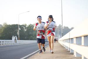 BIB: 3650, 3718
                            <button type="button" onclick="openModal(6382848)" class="btn btn-primary btn-sm float-right btn-popup" data-toggle="modal" data-target=".modal-high-quality">
                        <i class="fas fa-shopping-cart"></i> Add to Cart
                    </button>
                                            <button type="button" onclick="isThisMe(6382848, true)" class="btn btn-success btn-sm float-right btn-popup btn-isme hidden" data-toggle="tooltip" data-placement="bottom" title="นี่คือรูปของคุณใช่ไหม คลิกที่นี่เพื่อเอาเข้าอัลบั้ม">
                        <i class="fas fa-plus"></i> Add to album
                    </button>
                    <button type="button" onclick="isThisMe(6382848, false)" class="btn btn-warning btn-sm float-right btn-popup btn-isnotme hidden">
                        <i class="fas fa-ban"></i> Remove from album
                    </button>