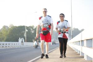 BIB: 3780
                            <button type="button" onclick="openModal(6383344)" class="btn btn-primary btn-sm float-right btn-popup" data-toggle="modal" data-target=".modal-high-quality">
                        <i class="fas fa-shopping-cart"></i> Add to Cart
                    </button>
                                            <button type="button" onclick="isThisMe(6383344, true)" class="btn btn-success btn-sm float-right btn-popup btn-isme hidden" data-toggle="tooltip" data-placement="bottom" title="นี่คือรูปของคุณใช่ไหม คลิกที่นี่เพื่อเอาเข้าอัลบั้ม">
                        <i class="fas fa-plus"></i> Add to album
                    </button>
                    <button type="button" onclick="isThisMe(6383344, false)" class="btn btn-warning btn-sm float-right btn-popup btn-isnotme hidden">
                        <i class="fas fa-ban"></i> Remove from album
                    </button>