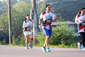 BIB: 2844, 315, 7401
                            <button type="button" onclick="openModal(6489279)" class="btn btn-primary btn-sm float-right btn-popup" data-toggle="modal" data-target=".modal-high-quality">
                        <i class="fas fa-shopping-cart"></i> Add to Cart
                    </button>
                                            <button type="button" onclick="isThisMe(6489279, true)" class="btn btn-success btn-sm float-right btn-popup btn-isme hidden" data-toggle="tooltip" data-placement="bottom" title="นี่คือรูปของคุณใช่ไหม คลิกที่นี่เพื่อเอาเข้าอัลบั้ม">
                        <i class="fas fa-plus"></i> Add to album
                    </button>
                    <button type="button" onclick="isThisMe(6489279, false)" class="btn btn-warning btn-sm float-right btn-popup btn-isnotme hidden">
                        <i class="fas fa-ban"></i> Remove from album
                    </button>