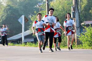 BIB: 096, 7505, 7506, 6905
                            <button type="button" onclick="openModal(6498298)" class="btn btn-primary btn-sm float-right btn-popup" data-toggle="modal" data-target=".modal-high-quality">
                        <i class="fas fa-shopping-cart"></i> Add to Cart
                    </button>
                                            <button type="button" onclick="isThisMe(6498298, true)" class="btn btn-success btn-sm float-right btn-popup btn-isme hidden" data-toggle="tooltip" data-placement="bottom" title="นี่คือรูปของคุณใช่ไหม คลิกที่นี่เพื่อเอาเข้าอัลบั้ม">
                        <i class="fas fa-plus"></i> Add to album
                    </button>
                    <button type="button" onclick="isThisMe(6498298, false)" class="btn btn-warning btn-sm float-right btn-popup btn-isnotme hidden">
                        <i class="fas fa-ban"></i> Remove from album
                    </button>