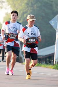 BIB: 6638, 3008
                            <button type="button" onclick="openModal(6489014)" class="btn btn-primary btn-sm float-right btn-popup" data-toggle="modal" data-target=".modal-high-quality">
                        <i class="fas fa-shopping-cart"></i> Add to Cart
                    </button>
                                            <button type="button" onclick="isThisMe(6489014, true)" class="btn btn-success btn-sm float-right btn-popup btn-isme hidden" data-toggle="tooltip" data-placement="bottom" title="นี่คือรูปของคุณใช่ไหม คลิกที่นี่เพื่อเอาเข้าอัลบั้ม">
                        <i class="fas fa-plus"></i> Add to album
                    </button>
                    <button type="button" onclick="isThisMe(6489014, false)" class="btn btn-warning btn-sm float-right btn-popup btn-isnotme hidden">
                        <i class="fas fa-ban"></i> Remove from album
                    </button>