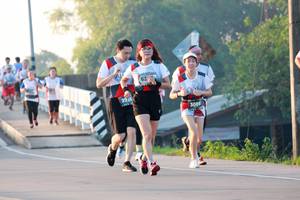 BIB: 632, 294, 3089
                            <button type="button" onclick="openModal(6488359)" class="btn btn-primary btn-sm float-right btn-popup" data-toggle="modal" data-target=".modal-high-quality">
                        <i class="fas fa-shopping-cart"></i> Add to Cart
                    </button>
                                            <button type="button" onclick="isThisMe(6488359, true)" class="btn btn-success btn-sm float-right btn-popup btn-isme hidden" data-toggle="tooltip" data-placement="bottom" title="นี่คือรูปของคุณใช่ไหม คลิกที่นี่เพื่อเอาเข้าอัลบั้ม">
                        <i class="fas fa-plus"></i> Add to album
                    </button>
                    <button type="button" onclick="isThisMe(6488359, false)" class="btn btn-warning btn-sm float-right btn-popup btn-isnotme hidden">
                        <i class="fas fa-ban"></i> Remove from album
                    </button>