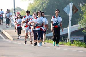 BIB: 6498
                            <button type="button" onclick="openModal(6498164)" class="btn btn-primary btn-sm float-right btn-popup" data-toggle="modal" data-target=".modal-high-quality">
                        <i class="fas fa-shopping-cart"></i> Add to Cart
                    </button>
                                            <button type="button" onclick="isThisMe(6498164, true)" class="btn btn-success btn-sm float-right btn-popup btn-isme hidden" data-toggle="tooltip" data-placement="bottom" title="นี่คือรูปของคุณใช่ไหม คลิกที่นี่เพื่อเอาเข้าอัลบั้ม">
                        <i class="fas fa-plus"></i> Add to album
                    </button>
                    <button type="button" onclick="isThisMe(6498164, false)" class="btn btn-warning btn-sm float-right btn-popup btn-isnotme hidden">
                        <i class="fas fa-ban"></i> Remove from album
                    </button>