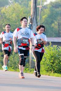 BIB: 3162, 3766, 6681
                            <button type="button" onclick="openModal(6489127)" class="btn btn-primary btn-sm float-right btn-popup" data-toggle="modal" data-target=".modal-high-quality">
                        <i class="fas fa-shopping-cart"></i> Add to Cart
                    </button>
                                            <button type="button" onclick="isThisMe(6489127, true)" class="btn btn-success btn-sm float-right btn-popup btn-isme hidden" data-toggle="tooltip" data-placement="bottom" title="นี่คือรูปของคุณใช่ไหม คลิกที่นี่เพื่อเอาเข้าอัลบั้ม">
                        <i class="fas fa-plus"></i> Add to album
                    </button>
                    <button type="button" onclick="isThisMe(6489127, false)" class="btn btn-warning btn-sm float-right btn-popup btn-isnotme hidden">
                        <i class="fas fa-ban"></i> Remove from album
                    </button>