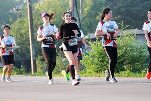 BIB: 7260, 2174, 7604, 7285
                            <button type="button" onclick="openModal(6488936)" class="btn btn-primary btn-sm float-right btn-popup" data-toggle="modal" data-target=".modal-high-quality">
                        <i class="fas fa-shopping-cart"></i> Add to Cart
                    </button>
                                            <button type="button" onclick="isThisMe(6488936, true)" class="btn btn-success btn-sm float-right btn-popup btn-isme hidden" data-toggle="tooltip" data-placement="bottom" title="นี่คือรูปของคุณใช่ไหม คลิกที่นี่เพื่อเอาเข้าอัลบั้ม">
                        <i class="fas fa-plus"></i> Add to album
                    </button>
                    <button type="button" onclick="isThisMe(6488936, false)" class="btn btn-warning btn-sm float-right btn-popup btn-isnotme hidden">
                        <i class="fas fa-ban"></i> Remove from album
                    </button>