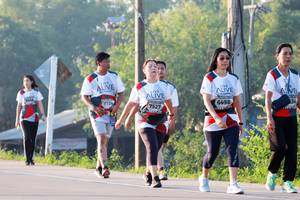 BIB: 6498, 7124, 7527
                            <button type="button" onclick="openModal(6498179)" class="btn btn-primary btn-sm float-right btn-popup" data-toggle="modal" data-target=".modal-high-quality">
                        <i class="fas fa-shopping-cart"></i> Add to Cart
                    </button>
                                            <button type="button" onclick="isThisMe(6498179, true)" class="btn btn-success btn-sm float-right btn-popup btn-isme hidden" data-toggle="tooltip" data-placement="bottom" title="นี่คือรูปของคุณใช่ไหม คลิกที่นี่เพื่อเอาเข้าอัลบั้ม">
                        <i class="fas fa-plus"></i> Add to album
                    </button>
                    <button type="button" onclick="isThisMe(6498179, false)" class="btn btn-warning btn-sm float-right btn-popup btn-isnotme hidden">
                        <i class="fas fa-ban"></i> Remove from album
                    </button>