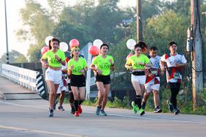 BIB: 3056
                            <button type="button" onclick="openModal(6488065)" class="btn btn-primary btn-sm float-right btn-popup" data-toggle="modal" data-target=".modal-high-quality">
                        <i class="fas fa-shopping-cart"></i> Add to Cart
                    </button>
                                            <button type="button" onclick="isThisMe(6488065, true)" class="btn btn-success btn-sm float-right btn-popup btn-isme hidden" data-toggle="tooltip" data-placement="bottom" title="นี่คือรูปของคุณใช่ไหม คลิกที่นี่เพื่อเอาเข้าอัลบั้ม">
                        <i class="fas fa-plus"></i> Add to album
                    </button>
                    <button type="button" onclick="isThisMe(6488065, false)" class="btn btn-warning btn-sm float-right btn-popup btn-isnotme hidden">
                        <i class="fas fa-ban"></i> Remove from album
                    </button>