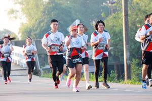 BIB: 6228, 6398, 3064, 2176
                            <button type="button" onclick="openModal(6488400)" class="btn btn-primary btn-sm float-right btn-popup" data-toggle="modal" data-target=".modal-high-quality">
                        <i class="fas fa-shopping-cart"></i> Add to Cart
                    </button>
                                            <button type="button" onclick="isThisMe(6488400, true)" class="btn btn-success btn-sm float-right btn-popup btn-isme hidden" data-toggle="tooltip" data-placement="bottom" title="นี่คือรูปของคุณใช่ไหม คลิกที่นี่เพื่อเอาเข้าอัลบั้ม">
                        <i class="fas fa-plus"></i> Add to album
                    </button>
                    <button type="button" onclick="isThisMe(6488400, false)" class="btn btn-warning btn-sm float-right btn-popup btn-isnotme hidden">
                        <i class="fas fa-ban"></i> Remove from album
                    </button>