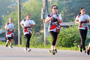 BIB: 197, 6500, 6425
                            <button type="button" onclick="openModal(6489202)" class="btn btn-primary btn-sm float-right btn-popup" data-toggle="modal" data-target=".modal-high-quality">
                        <i class="fas fa-shopping-cart"></i> Add to Cart
                    </button>
                                            <button type="button" onclick="isThisMe(6489202, true)" class="btn btn-success btn-sm float-right btn-popup btn-isme hidden" data-toggle="tooltip" data-placement="bottom" title="นี่คือรูปของคุณใช่ไหม คลิกที่นี่เพื่อเอาเข้าอัลบั้ม">
                        <i class="fas fa-plus"></i> Add to album
                    </button>
                    <button type="button" onclick="isThisMe(6489202, false)" class="btn btn-warning btn-sm float-right btn-popup btn-isnotme hidden">
                        <i class="fas fa-ban"></i> Remove from album
                    </button>