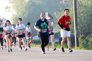 BIB: 7186, 7166, 160, 7253, 6294
                            <button type="button" onclick="openModal(6496959)" class="btn btn-primary btn-sm float-right btn-popup" data-toggle="modal" data-target=".modal-high-quality">
                        <i class="fas fa-shopping-cart"></i> Add to Cart
                    </button>
                                            <button type="button" onclick="isThisMe(6496959, true)" class="btn btn-success btn-sm float-right btn-popup btn-isme hidden" data-toggle="tooltip" data-placement="bottom" title="นี่คือรูปของคุณใช่ไหม คลิกที่นี่เพื่อเอาเข้าอัลบั้ม">
                        <i class="fas fa-plus"></i> Add to album
                    </button>
                    <button type="button" onclick="isThisMe(6496959, false)" class="btn btn-warning btn-sm float-right btn-popup btn-isnotme hidden">
                        <i class="fas fa-ban"></i> Remove from album
                    </button>