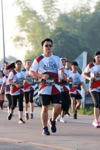 BIB: 3048, 641, 682
                            <button type="button" onclick="openModal(6489063)" class="btn btn-primary btn-sm float-right btn-popup" data-toggle="modal" data-target=".modal-high-quality">
                        <i class="fas fa-shopping-cart"></i> Add to Cart
                    </button>
                                            <button type="button" onclick="isThisMe(6489063, true)" class="btn btn-success btn-sm float-right btn-popup btn-isme hidden" data-toggle="tooltip" data-placement="bottom" title="นี่คือรูปของคุณใช่ไหม คลิกที่นี่เพื่อเอาเข้าอัลบั้ม">
                        <i class="fas fa-plus"></i> Add to album
                    </button>
                    <button type="button" onclick="isThisMe(6489063, false)" class="btn btn-warning btn-sm float-right btn-popup btn-isnotme hidden">
                        <i class="fas fa-ban"></i> Remove from album
                    </button>