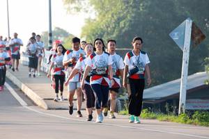 BIB: 6498, 534
                            <button type="button" onclick="openModal(6498158)" class="btn btn-primary btn-sm float-right btn-popup" data-toggle="modal" data-target=".modal-high-quality">
                        <i class="fas fa-shopping-cart"></i> Add to Cart
                    </button>
                                            <button type="button" onclick="isThisMe(6498158, true)" class="btn btn-success btn-sm float-right btn-popup btn-isme hidden" data-toggle="tooltip" data-placement="bottom" title="นี่คือรูปของคุณใช่ไหม คลิกที่นี่เพื่อเอาเข้าอัลบั้ม">
                        <i class="fas fa-plus"></i> Add to album
                    </button>
                    <button type="button" onclick="isThisMe(6498158, false)" class="btn btn-warning btn-sm float-right btn-popup btn-isnotme hidden">
                        <i class="fas fa-ban"></i> Remove from album
                    </button>