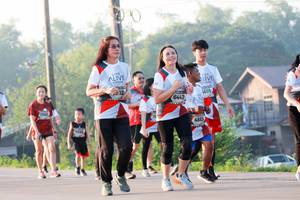 BIB: 5639, 6442, 704, 4853, 7256
                            <button type="button" onclick="openModal(6489371)" class="btn btn-primary btn-sm float-right btn-popup" data-toggle="modal" data-target=".modal-high-quality">
                        <i class="fas fa-shopping-cart"></i> Add to Cart
                    </button>
                                            <button type="button" onclick="isThisMe(6489371, true)" class="btn btn-success btn-sm float-right btn-popup btn-isme hidden" data-toggle="tooltip" data-placement="bottom" title="นี่คือรูปของคุณใช่ไหม คลิกที่นี่เพื่อเอาเข้าอัลบั้ม">
                        <i class="fas fa-plus"></i> Add to album
                    </button>
                    <button type="button" onclick="isThisMe(6489371, false)" class="btn btn-warning btn-sm float-right btn-popup btn-isnotme hidden">
                        <i class="fas fa-ban"></i> Remove from album
                    </button>