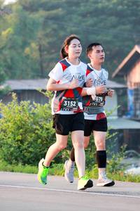 BIB: 679, 3152
                            <button type="button" onclick="openModal(6487985)" class="btn btn-primary btn-sm float-right btn-popup" data-toggle="modal" data-target=".modal-high-quality">
                        <i class="fas fa-shopping-cart"></i> Add to Cart
                    </button>
                                            <button type="button" onclick="isThisMe(6487985, true)" class="btn btn-success btn-sm float-right btn-popup btn-isme hidden" data-toggle="tooltip" data-placement="bottom" title="นี่คือรูปของคุณใช่ไหม คลิกที่นี่เพื่อเอาเข้าอัลบั้ม">
                        <i class="fas fa-plus"></i> Add to album
                    </button>
                    <button type="button" onclick="isThisMe(6487985, false)" class="btn btn-warning btn-sm float-right btn-popup btn-isnotme hidden">
                        <i class="fas fa-ban"></i> Remove from album
                    </button>