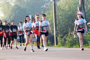 BIB: 6464, 725, 7186, 7166, 7515, 160
                            <button type="button" onclick="openModal(6496971)" class="btn btn-primary btn-sm float-right btn-popup" data-toggle="modal" data-target=".modal-high-quality">
                        <i class="fas fa-shopping-cart"></i> Add to Cart
                    </button>
                                            <button type="button" onclick="isThisMe(6496971, true)" class="btn btn-success btn-sm float-right btn-popup btn-isme hidden" data-toggle="tooltip" data-placement="bottom" title="นี่คือรูปของคุณใช่ไหม คลิกที่นี่เพื่อเอาเข้าอัลบั้ม">
                        <i class="fas fa-plus"></i> Add to album
                    </button>
                    <button type="button" onclick="isThisMe(6496971, false)" class="btn btn-warning btn-sm float-right btn-popup btn-isnotme hidden">
                        <i class="fas fa-ban"></i> Remove from album
                    </button>