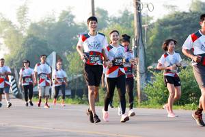 BIB: 2190, 7982, 2108
                            <button type="button" onclick="openModal(6489024)" class="btn btn-primary btn-sm float-right btn-popup" data-toggle="modal" data-target=".modal-high-quality">
                        <i class="fas fa-shopping-cart"></i> Add to Cart
                    </button>
                                            <button type="button" onclick="isThisMe(6489024, true)" class="btn btn-success btn-sm float-right btn-popup btn-isme hidden" data-toggle="tooltip" data-placement="bottom" title="นี่คือรูปของคุณใช่ไหม คลิกที่นี่เพื่อเอาเข้าอัลบั้ม">
                        <i class="fas fa-plus"></i> Add to album
                    </button>
                    <button type="button" onclick="isThisMe(6489024, false)" class="btn btn-warning btn-sm float-right btn-popup btn-isnotme hidden">
                        <i class="fas fa-ban"></i> Remove from album
                    </button>