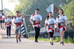 BIB: 709, 7521, 7505, 6905, 7506
                            <button type="button" onclick="openModal(6498279)" class="btn btn-primary btn-sm float-right btn-popup" data-toggle="modal" data-target=".modal-high-quality">
                        <i class="fas fa-shopping-cart"></i> Add to Cart
                    </button>
                                            <button type="button" onclick="isThisMe(6498279, true)" class="btn btn-success btn-sm float-right btn-popup btn-isme hidden" data-toggle="tooltip" data-placement="bottom" title="นี่คือรูปของคุณใช่ไหม คลิกที่นี่เพื่อเอาเข้าอัลบั้ม">
                        <i class="fas fa-plus"></i> Add to album
                    </button>
                    <button type="button" onclick="isThisMe(6498279, false)" class="btn btn-warning btn-sm float-right btn-popup btn-isnotme hidden">
                        <i class="fas fa-ban"></i> Remove from album
                    </button>