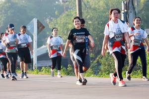 BIB: 6510, 7390, 6368, 6002, 2205, 7973
                            <button type="button" onclick="openModal(6497015)" class="btn btn-primary btn-sm float-right btn-popup" data-toggle="modal" data-target=".modal-high-quality">
                        <i class="fas fa-shopping-cart"></i> Add to Cart
                    </button>
                                            <button type="button" onclick="isThisMe(6497015, true)" class="btn btn-success btn-sm float-right btn-popup btn-isme hidden" data-toggle="tooltip" data-placement="bottom" title="นี่คือรูปของคุณใช่ไหม คลิกที่นี่เพื่อเอาเข้าอัลบั้ม">
                        <i class="fas fa-plus"></i> Add to album
                    </button>
                    <button type="button" onclick="isThisMe(6497015, false)" class="btn btn-warning btn-sm float-right btn-popup btn-isnotme hidden">
                        <i class="fas fa-ban"></i> Remove from album
                    </button>