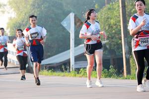 BIB: 2082, 7409, 7965
                            <button type="button" onclick="openModal(6488882)" class="btn btn-primary btn-sm float-right btn-popup" data-toggle="modal" data-target=".modal-high-quality">
                        <i class="fas fa-shopping-cart"></i> Add to Cart
                    </button>
                                            <button type="button" onclick="isThisMe(6488882, true)" class="btn btn-success btn-sm float-right btn-popup btn-isme hidden" data-toggle="tooltip" data-placement="bottom" title="นี่คือรูปของคุณใช่ไหม คลิกที่นี่เพื่อเอาเข้าอัลบั้ม">
                        <i class="fas fa-plus"></i> Add to album
                    </button>
                    <button type="button" onclick="isThisMe(6488882, false)" class="btn btn-warning btn-sm float-right btn-popup btn-isnotme hidden">
                        <i class="fas fa-ban"></i> Remove from album
                    </button>