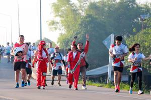 BIB: 7602, 380
                            <button type="button" onclick="openModal(6497588)" class="btn btn-primary btn-sm float-right btn-popup" data-toggle="modal" data-target=".modal-high-quality">
                        <i class="fas fa-shopping-cart"></i> Add to Cart
                    </button>
                                            <button type="button" onclick="isThisMe(6497588, true)" class="btn btn-success btn-sm float-right btn-popup btn-isme hidden" data-toggle="tooltip" data-placement="bottom" title="นี่คือรูปของคุณใช่ไหม คลิกที่นี่เพื่อเอาเข้าอัลบั้ม">
                        <i class="fas fa-plus"></i> Add to album
                    </button>
                    <button type="button" onclick="isThisMe(6497588, false)" class="btn btn-warning btn-sm float-right btn-popup btn-isnotme hidden">
                        <i class="fas fa-ban"></i> Remove from album
                    </button>