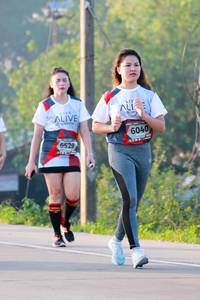 BIB: 6040, 6529
                            <button type="button" onclick="openModal(6489083)" class="btn btn-primary btn-sm float-right btn-popup" data-toggle="modal" data-target=".modal-high-quality">
                        <i class="fas fa-shopping-cart"></i> Add to Cart
                    </button>
                                            <button type="button" onclick="isThisMe(6489083, true)" class="btn btn-success btn-sm float-right btn-popup btn-isme hidden" data-toggle="tooltip" data-placement="bottom" title="นี่คือรูปของคุณใช่ไหม คลิกที่นี่เพื่อเอาเข้าอัลบั้ม">
                        <i class="fas fa-plus"></i> Add to album
                    </button>
                    <button type="button" onclick="isThisMe(6489083, false)" class="btn btn-warning btn-sm float-right btn-popup btn-isnotme hidden">
                        <i class="fas fa-ban"></i> Remove from album
                    </button>