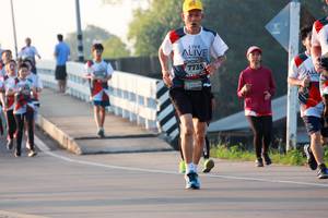 BIB: 7735
                            <button type="button" onclick="openModal(6488899)" class="btn btn-primary btn-sm float-right btn-popup" data-toggle="modal" data-target=".modal-high-quality">
                        <i class="fas fa-shopping-cart"></i> Add to Cart
                    </button>
                                            <button type="button" onclick="isThisMe(6488899, true)" class="btn btn-success btn-sm float-right btn-popup btn-isme hidden" data-toggle="tooltip" data-placement="bottom" title="นี่คือรูปของคุณใช่ไหม คลิกที่นี่เพื่อเอาเข้าอัลบั้ม">
                        <i class="fas fa-plus"></i> Add to album
                    </button>
                    <button type="button" onclick="isThisMe(6488899, false)" class="btn btn-warning btn-sm float-right btn-popup btn-isnotme hidden">
                        <i class="fas fa-ban"></i> Remove from album
                    </button>