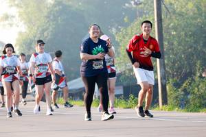 BIB: 7186, 7166, 253, 6294
                            <button type="button" onclick="openModal(6496961)" class="btn btn-primary btn-sm float-right btn-popup" data-toggle="modal" data-target=".modal-high-quality">
                        <i class="fas fa-shopping-cart"></i> Add to Cart
                    </button>
                                            <button type="button" onclick="isThisMe(6496961, true)" class="btn btn-success btn-sm float-right btn-popup btn-isme hidden" data-toggle="tooltip" data-placement="bottom" title="นี่คือรูปของคุณใช่ไหม คลิกที่นี่เพื่อเอาเข้าอัลบั้ม">
                        <i class="fas fa-plus"></i> Add to album
                    </button>
                    <button type="button" onclick="isThisMe(6496961, false)" class="btn btn-warning btn-sm float-right btn-popup btn-isnotme hidden">
                        <i class="fas fa-ban"></i> Remove from album
                    </button>