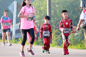 BIB: 6402, 8005
                            <button type="button" onclick="openModal(6497578)" class="btn btn-primary btn-sm float-right btn-popup" data-toggle="modal" data-target=".modal-high-quality">
                        <i class="fas fa-shopping-cart"></i> Add to Cart
                    </button>
                                            <button type="button" onclick="isThisMe(6497578, true)" class="btn btn-success btn-sm float-right btn-popup btn-isme hidden" data-toggle="tooltip" data-placement="bottom" title="นี่คือรูปของคุณใช่ไหม คลิกที่นี่เพื่อเอาเข้าอัลบั้ม">
                        <i class="fas fa-plus"></i> Add to album
                    </button>
                    <button type="button" onclick="isThisMe(6497578, false)" class="btn btn-warning btn-sm float-right btn-popup btn-isnotme hidden">
                        <i class="fas fa-ban"></i> Remove from album
                    </button>