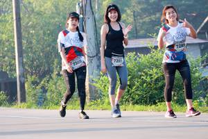 BIB: 7289, 7305, 7201
                            <button type="button" onclick="openModal(6497194)" class="btn btn-primary btn-sm float-right btn-popup" data-toggle="modal" data-target=".modal-high-quality">
                        <i class="fas fa-shopping-cart"></i> Add to Cart
                    </button>
                                            <button type="button" onclick="isThisMe(6497194, true)" class="btn btn-success btn-sm float-right btn-popup btn-isme hidden" data-toggle="tooltip" data-placement="bottom" title="นี่คือรูปของคุณใช่ไหม คลิกที่นี่เพื่อเอาเข้าอัลบั้ม">
                        <i class="fas fa-plus"></i> Add to album
                    </button>
                    <button type="button" onclick="isThisMe(6497194, false)" class="btn btn-warning btn-sm float-right btn-popup btn-isnotme hidden">
                        <i class="fas fa-ban"></i> Remove from album
                    </button>