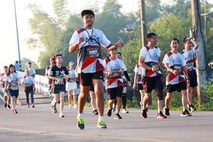 BIB: 3801, 7690, 2040, 426
                            <button type="button" onclick="openModal(6488972)" class="btn btn-primary btn-sm float-right btn-popup" data-toggle="modal" data-target=".modal-high-quality">
                        <i class="fas fa-shopping-cart"></i> Add to Cart
                    </button>
                                            <button type="button" onclick="isThisMe(6488972, true)" class="btn btn-success btn-sm float-right btn-popup btn-isme hidden" data-toggle="tooltip" data-placement="bottom" title="นี่คือรูปของคุณใช่ไหม คลิกที่นี่เพื่อเอาเข้าอัลบั้ม">
                        <i class="fas fa-plus"></i> Add to album
                    </button>
                    <button type="button" onclick="isThisMe(6488972, false)" class="btn btn-warning btn-sm float-right btn-popup btn-isnotme hidden">
                        <i class="fas fa-ban"></i> Remove from album
                    </button>