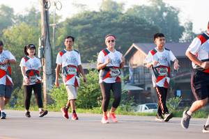 BIB: 6190, 7439, 6828, 7951
                            <button type="button" onclick="openModal(6489028)" class="btn btn-primary btn-sm float-right btn-popup" data-toggle="modal" data-target=".modal-high-quality">
                        <i class="fas fa-shopping-cart"></i> Add to Cart
                    </button>
                                            <button type="button" onclick="isThisMe(6489028, true)" class="btn btn-success btn-sm float-right btn-popup btn-isme hidden" data-toggle="tooltip" data-placement="bottom" title="นี่คือรูปของคุณใช่ไหม คลิกที่นี่เพื่อเอาเข้าอัลบั้ม">
                        <i class="fas fa-plus"></i> Add to album
                    </button>
                    <button type="button" onclick="isThisMe(6489028, false)" class="btn btn-warning btn-sm float-right btn-popup btn-isnotme hidden">
                        <i class="fas fa-ban"></i> Remove from album
                    </button>