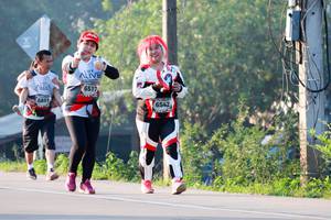 BIB: 6517, 6811, 6542
                            <button type="button" onclick="openModal(6498210)" class="btn btn-primary btn-sm float-right btn-popup" data-toggle="modal" data-target=".modal-high-quality">
                        <i class="fas fa-shopping-cart"></i> Add to Cart
                    </button>
                                            <button type="button" onclick="isThisMe(6498210, true)" class="btn btn-success btn-sm float-right btn-popup btn-isme hidden" data-toggle="tooltip" data-placement="bottom" title="นี่คือรูปของคุณใช่ไหม คลิกที่นี่เพื่อเอาเข้าอัลบั้ม">
                        <i class="fas fa-plus"></i> Add to album
                    </button>
                    <button type="button" onclick="isThisMe(6498210, false)" class="btn btn-warning btn-sm float-right btn-popup btn-isnotme hidden">
                        <i class="fas fa-ban"></i> Remove from album
                    </button>