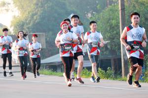 BIB: 3869, 090, 3019, 2141, 
                            <button type="button" onclick="openModal(6488047)" class="btn btn-primary btn-sm float-right btn-popup" data-toggle="modal" data-target=".modal-high-quality">
                        <i class="fas fa-shopping-cart"></i> Add to Cart
                    </button>
                                            <button type="button" onclick="isThisMe(6488047, true)" class="btn btn-success btn-sm float-right btn-popup btn-isme hidden" data-toggle="tooltip" data-placement="bottom" title="นี่คือรูปของคุณใช่ไหม คลิกที่นี่เพื่อเอาเข้าอัลบั้ม">
                        <i class="fas fa-plus"></i> Add to album
                    </button>
                    <button type="button" onclick="isThisMe(6488047, false)" class="btn btn-warning btn-sm float-right btn-popup btn-isnotme hidden">
                        <i class="fas fa-ban"></i> Remove from album
                    </button>