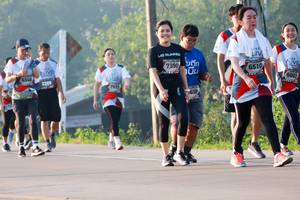 BIB: 7390, 6510, 6368, 2205, 6002, 659
                            <button type="button" onclick="openModal(6497021)" class="btn btn-primary btn-sm float-right btn-popup" data-toggle="modal" data-target=".modal-high-quality">
                        <i class="fas fa-shopping-cart"></i> Add to Cart
                    </button>
                                            <button type="button" onclick="isThisMe(6497021, true)" class="btn btn-success btn-sm float-right btn-popup btn-isme hidden" data-toggle="tooltip" data-placement="bottom" title="นี่คือรูปของคุณใช่ไหม คลิกที่นี่เพื่อเอาเข้าอัลบั้ม">
                        <i class="fas fa-plus"></i> Add to album
                    </button>
                    <button type="button" onclick="isThisMe(6497021, false)" class="btn btn-warning btn-sm float-right btn-popup btn-isnotme hidden">
                        <i class="fas fa-ban"></i> Remove from album
                    </button>