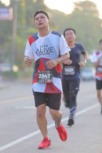 BIB: 2829, 2947, 124
                            <button type="button" onclick="openModal(6411231)" class="btn btn-primary btn-sm float-right btn-popup" data-toggle="modal" data-target=".modal-high-quality">
                        <i class="fas fa-shopping-cart"></i> Add to Cart
                    </button>
                                            <button type="button" onclick="isThisMe(6411231, true)" class="btn btn-success btn-sm float-right btn-popup btn-isme hidden" data-toggle="tooltip" data-placement="bottom" title="นี่คือรูปของคุณใช่ไหม คลิกที่นี่เพื่อเอาเข้าอัลบั้ม">
                        <i class="fas fa-plus"></i> Add to album
                    </button>
                    <button type="button" onclick="isThisMe(6411231, false)" class="btn btn-warning btn-sm float-right btn-popup btn-isnotme hidden">
                        <i class="fas fa-ban"></i> Remove from album
                    </button>