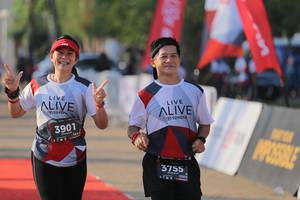 BIB: 3901, 3755, 123
                            <button type="button" onclick="openModal(6432789)" class="btn btn-primary btn-sm float-right btn-popup" data-toggle="modal" data-target=".modal-high-quality">
                        <i class="fas fa-shopping-cart"></i> Add to Cart
                    </button>
                                            <button type="button" onclick="isThisMe(6432789, true)" class="btn btn-success btn-sm float-right btn-popup btn-isme hidden" data-toggle="tooltip" data-placement="bottom" title="นี่คือรูปของคุณใช่ไหม คลิกที่นี่เพื่อเอาเข้าอัลบั้ม">
                        <i class="fas fa-plus"></i> Add to album
                    </button>
                    <button type="button" onclick="isThisMe(6432789, false)" class="btn btn-warning btn-sm float-right btn-popup btn-isnotme hidden">
                        <i class="fas fa-ban"></i> Remove from album
                    </button>