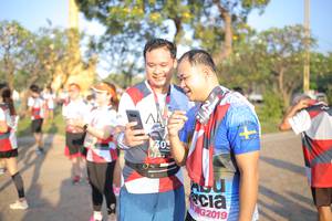 BIB: 2019
                            <button type="button" onclick="openModal(6427251)" class="btn btn-primary btn-sm float-right btn-popup" data-toggle="modal" data-target=".modal-high-quality">
                        <i class="fas fa-shopping-cart"></i> Add to Cart
                    </button>
                                            <button type="button" onclick="isThisMe(6427251, true)" class="btn btn-success btn-sm float-right btn-popup btn-isme hidden" data-toggle="tooltip" data-placement="bottom" title="นี่คือรูปของคุณใช่ไหม คลิกที่นี่เพื่อเอาเข้าอัลบั้ม">
                        <i class="fas fa-plus"></i> Add to album
                    </button>
                    <button type="button" onclick="isThisMe(6427251, false)" class="btn btn-warning btn-sm float-right btn-popup btn-isnotme hidden">
                        <i class="fas fa-ban"></i> Remove from album
                    </button>