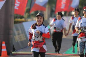 BIB: 3772, 7419
                            <button type="button" onclick="openModal(6435187)" class="btn btn-primary btn-sm float-right btn-popup" data-toggle="modal" data-target=".modal-high-quality">
                        <i class="fas fa-shopping-cart"></i> Add to Cart
                    </button>
                                            <button type="button" onclick="isThisMe(6435187, true)" class="btn btn-success btn-sm float-right btn-popup btn-isme hidden" data-toggle="tooltip" data-placement="bottom" title="นี่คือรูปของคุณใช่ไหม คลิกที่นี่เพื่อเอาเข้าอัลบั้ม">
                        <i class="fas fa-plus"></i> Add to album
                    </button>
                    <button type="button" onclick="isThisMe(6435187, false)" class="btn btn-warning btn-sm float-right btn-popup btn-isnotme hidden">
                        <i class="fas fa-ban"></i> Remove from album
                    </button>