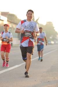 BIB: 3774, 381
                            <button type="button" onclick="openModal(6424172)" class="btn btn-primary btn-sm float-right btn-popup" data-toggle="modal" data-target=".modal-high-quality">
                        <i class="fas fa-shopping-cart"></i> Add to Cart
                    </button>
                                            <button type="button" onclick="isThisMe(6424172, true)" class="btn btn-success btn-sm float-right btn-popup btn-isme hidden" data-toggle="tooltip" data-placement="bottom" title="นี่คือรูปของคุณใช่ไหม คลิกที่นี่เพื่อเอาเข้าอัลบั้ม">
                        <i class="fas fa-plus"></i> Add to album
                    </button>
                    <button type="button" onclick="isThisMe(6424172, false)" class="btn btn-warning btn-sm float-right btn-popup btn-isnotme hidden">
                        <i class="fas fa-ban"></i> Remove from album
                    </button>