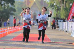 BIB: 3902, 3903
                            <button type="button" onclick="openModal(6433362)" class="btn btn-primary btn-sm float-right btn-popup" data-toggle="modal" data-target=".modal-high-quality">
                        <i class="fas fa-shopping-cart"></i> Add to Cart
                    </button>
                                            <button type="button" onclick="isThisMe(6433362, true)" class="btn btn-success btn-sm float-right btn-popup btn-isme hidden" data-toggle="tooltip" data-placement="bottom" title="นี่คือรูปของคุณใช่ไหม คลิกที่นี่เพื่อเอาเข้าอัลบั้ม">
                        <i class="fas fa-plus"></i> Add to album
                    </button>
                    <button type="button" onclick="isThisMe(6433362, false)" class="btn btn-warning btn-sm float-right btn-popup btn-isnotme hidden">
                        <i class="fas fa-ban"></i> Remove from album
                    </button>