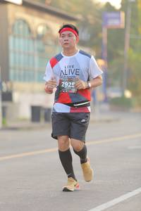 BIB: 2925
                            <button type="button" onclick="openModal(6411395)" class="btn btn-primary btn-sm float-right btn-popup" data-toggle="modal" data-target=".modal-high-quality">
                        <i class="fas fa-shopping-cart"></i> Add to Cart
                    </button>
                                            <button type="button" onclick="isThisMe(6411395, true)" class="btn btn-success btn-sm float-right btn-popup btn-isme hidden" data-toggle="tooltip" data-placement="bottom" title="นี่คือรูปของคุณใช่ไหม คลิกที่นี่เพื่อเอาเข้าอัลบั้ม">
                        <i class="fas fa-plus"></i> Add to album
                    </button>
                    <button type="button" onclick="isThisMe(6411395, false)" class="btn btn-warning btn-sm float-right btn-popup btn-isnotme hidden">
                        <i class="fas fa-ban"></i> Remove from album
                    </button>