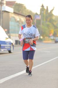 BIB: 221
                            <button type="button" onclick="openModal(6412641)" class="btn btn-primary btn-sm float-right btn-popup" data-toggle="modal" data-target=".modal-high-quality">
                        <i class="fas fa-shopping-cart"></i> Add to Cart
                    </button>
                                            <button type="button" onclick="isThisMe(6412641, true)" class="btn btn-success btn-sm float-right btn-popup btn-isme hidden" data-toggle="tooltip" data-placement="bottom" title="นี่คือรูปของคุณใช่ไหม คลิกที่นี่เพื่อเอาเข้าอัลบั้ม">
                        <i class="fas fa-plus"></i> Add to album
                    </button>
                    <button type="button" onclick="isThisMe(6412641, false)" class="btn btn-warning btn-sm float-right btn-popup btn-isnotme hidden">
                        <i class="fas fa-ban"></i> Remove from album
                    </button>