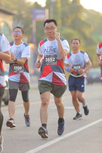 BIB: 3652, 128, 416, 3700
                            <button type="button" onclick="openModal(6411491)" class="btn btn-primary btn-sm float-right btn-popup" data-toggle="modal" data-target=".modal-high-quality">
                        <i class="fas fa-shopping-cart"></i> Add to Cart
                    </button>
                                            <button type="button" onclick="isThisMe(6411491, true)" class="btn btn-success btn-sm float-right btn-popup btn-isme hidden" data-toggle="tooltip" data-placement="bottom" title="นี่คือรูปของคุณใช่ไหม คลิกที่นี่เพื่อเอาเข้าอัลบั้ม">
                        <i class="fas fa-plus"></i> Add to album
                    </button>
                    <button type="button" onclick="isThisMe(6411491, false)" class="btn btn-warning btn-sm float-right btn-popup btn-isnotme hidden">
                        <i class="fas fa-ban"></i> Remove from album
                    </button>